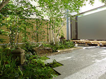 32 court a 02